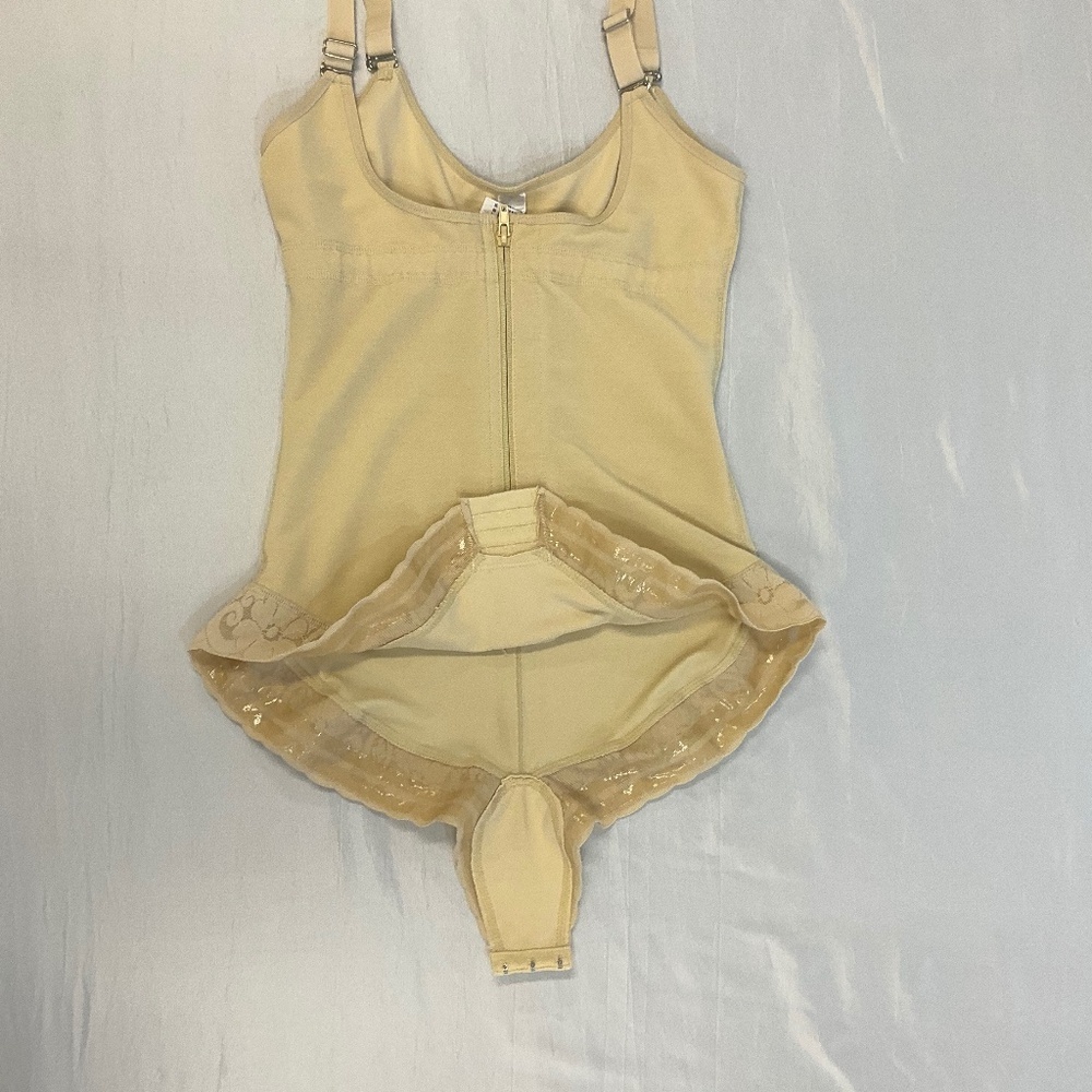 Fajas Post Op Compression Bodysuit Nude Butt Lift Shaper Size Medium - Picture 8 of 10